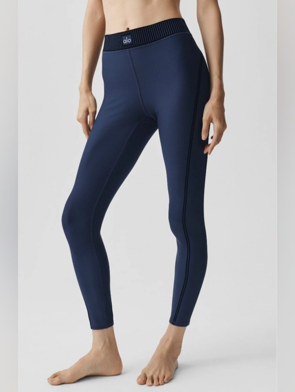 ALO Yoga Airlift $144 Sz. XSmall